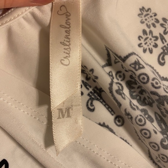 Black and white patterned dress - Picture 3 of 3